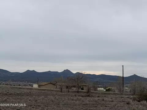 25867 N Robin Dr, Paulden, AZ 86334 photo 10