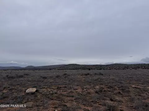 25867 N Robin Dr, Paulden, AZ 86334 photo 16