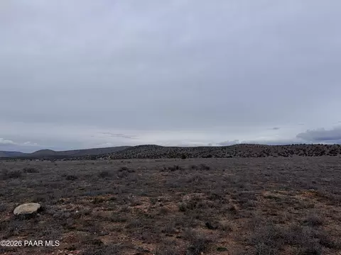 25867 N Robin Dr, Paulden, AZ 86334 photo 17
