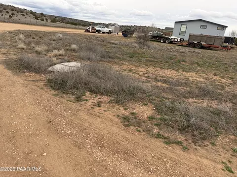 317 E Ahonen Rd, Paulden, AZ 86334 photo 10