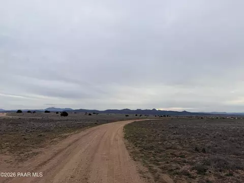 317 E Ahonen Rd, Paulden, AZ 86334 photo 13