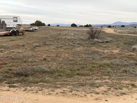317 E Ahonen Rd, Paulden, AZ 86334 photo 6