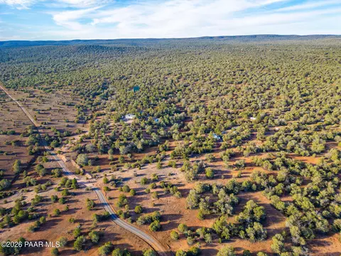 39500 N Kimlee Rd, Ash Fork, AZ 86320 photo 13