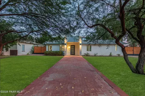 2209 E Windsor Ave, Phoenix, AZ 85006