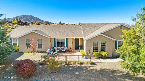 1075 Longview Dr, Prescott, AZ 86305