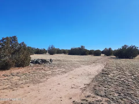 53845 N Cedar Dr, Seligman, AZ 86337 photo 35