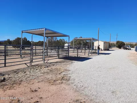 53845 N Cedar Dr, Seligman, AZ 86337 photo 37