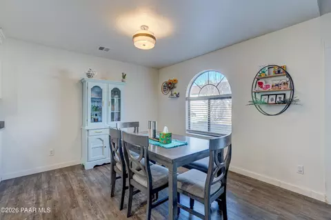 Dining - 10838 E Oxbow Dr, Dewey, AZ 86327 photo 2 of 5