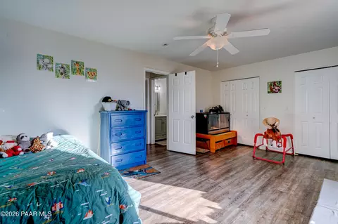 Bedroom - 10838 E Oxbow Dr, Dewey, AZ 86327 photo 4 of 4