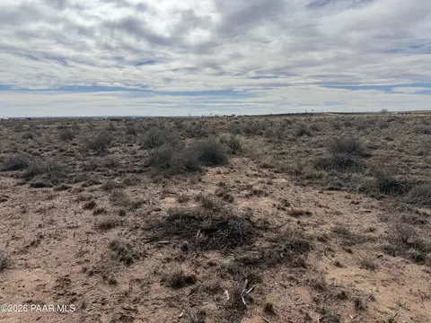 7625 Pima St, Holbrook, AZ 86029