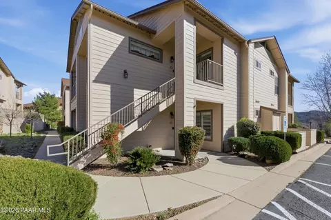 1975 S Blooming Hills Dr #213, Prescott, AZ 86301