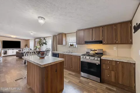 25690 N Andra Dr, Paulden, AZ 86334 photo 8