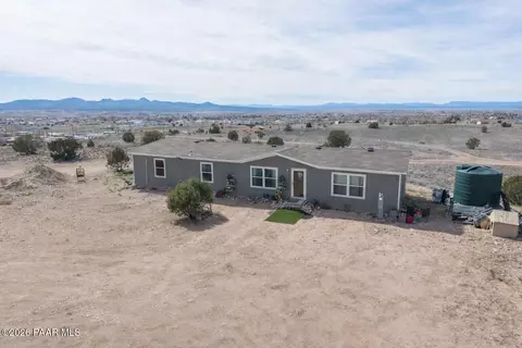 25690 N Andra Dr, Paulden, AZ 86334