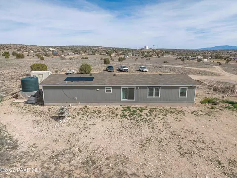 25690 N Andra Dr, Paulden, AZ 86334 photo 3