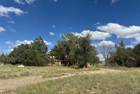 1327 E Granite Creek Ln, Chino Valley, AZ 86323
