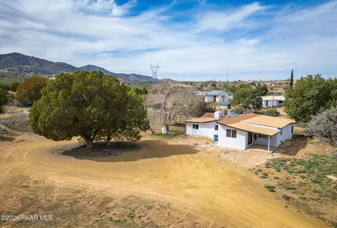 1550 S Hopi Trl, Dewey-humboldt, AZ 86327