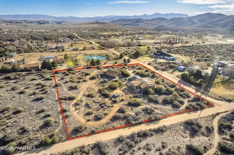 6565 S Musgrove Rd, Skull Valley, AZ 86338