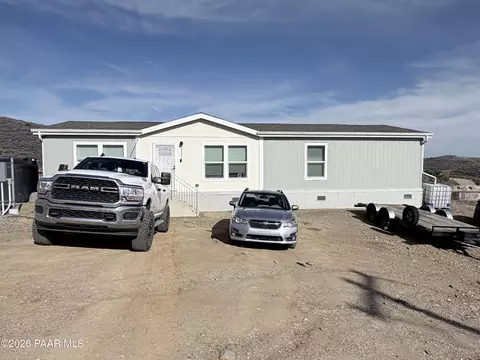 6337 S Wolf Pack Trl, Mayer, AZ 86333