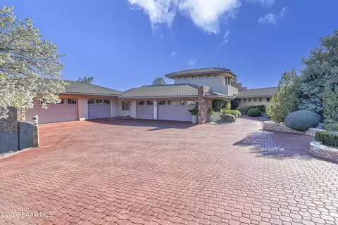 1375 N Overlook Dr, Dewey, AZ 86327