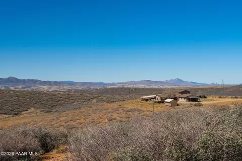 Exterior - 16751 E Leprechaun Rd, Dewey, AZ 86327 photo 11 of 11