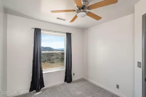 Bedroom - 16751 E Leprechaun Rd, Dewey, AZ 86327 photo 2 of 5