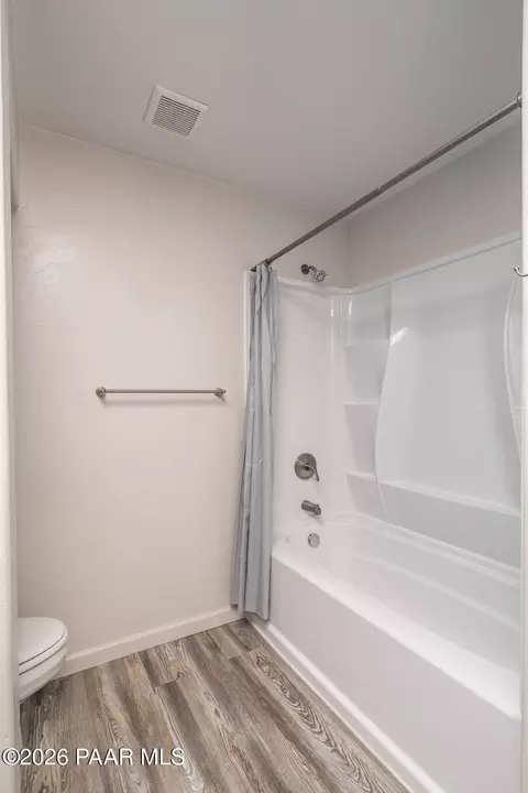 Bath - 16751 E Leprechaun Rd, Dewey, AZ 86327 photo 4 of 4