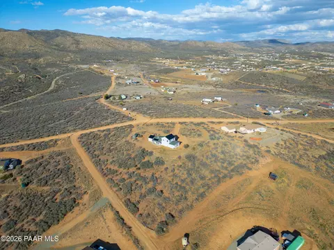 View/Area - 16751 E Leprechaun Rd, Dewey, AZ 86327 photo 2 of 4