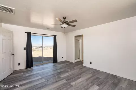 Bedroom - 16751 E Leprechaun Rd, Dewey, AZ 86327 photo 1 of 5