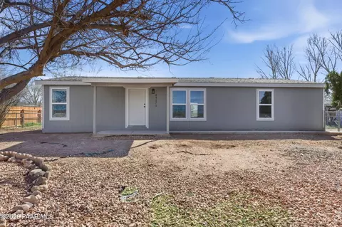 24275 N Cleveland St, Paulden, AZ 86334