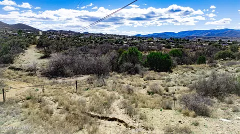 2274 Tiffany Ln, Dewey-humboldt, AZ 86327