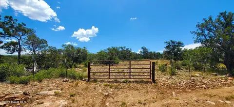 362 Big View Trl, Ash Fork, AZ 86320