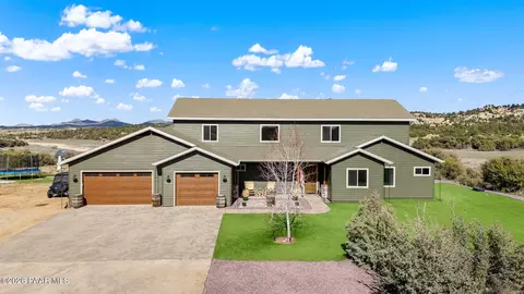 7950 W Falling Leaf Ln, Prescott, AZ 86305