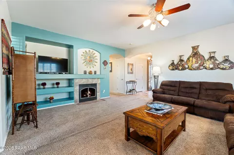 Living - 13034 E Lima St, Dewey, AZ 86327 photo 2 of 3
