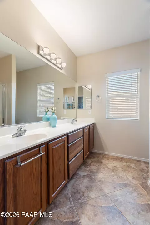 Bath - 13034 E Lima St, Dewey, AZ 86327 photo 1 of 3