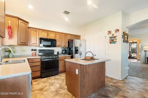 Kitchen - 13034 E Lima St, Dewey, AZ 86327 photo 1 of 1