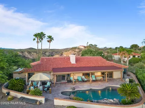 51829 N 295th Ave, Wickenburg, AZ 85390