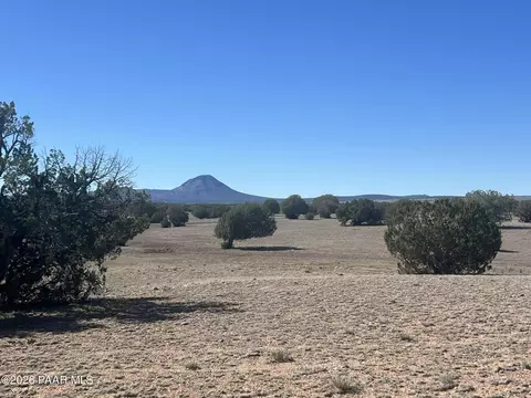 26 Nighthawk Rd, Ash Fork, AZ 86320
