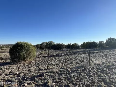 202 Couchman Trl, Ash Fork, AZ 86320 photo 4