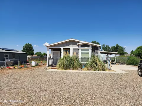 24420 N Marblehead Ave, Paulden, AZ 86334
