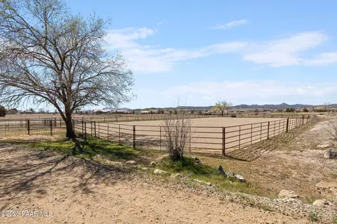 Exterior - 650 E Rimrock Rd, Paulden, AZ 86334 photo 21 of 26