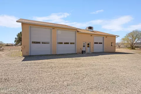 Exterior - 650 E Rimrock Rd, Paulden, AZ 86334 photo 17 of 26