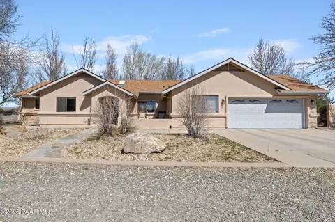 Exterior - 650 E Rimrock Rd, Paulden, AZ 86334 photo 5 of 26