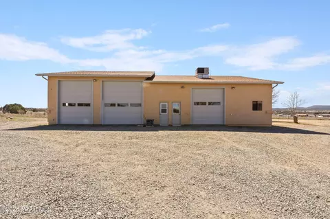 Exterior - 650 E Rimrock Rd, Paulden, AZ 86334 photo 18 of 26