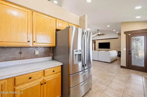 Kitchen - 650 E Rimrock Rd, Paulden, AZ 86334 photo 3 of 3