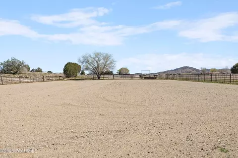 Exterior - 650 E Rimrock Rd, Paulden, AZ 86334 photo 24 of 26