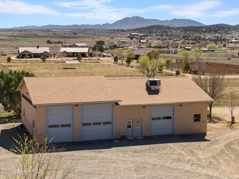 Exterior - 650 E Rimrock Rd, Paulden, AZ 86334 photo 4 of 26
