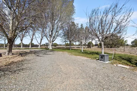 Exterior - 650 E Rimrock Rd, Paulden, AZ 86334 photo 12 of 26