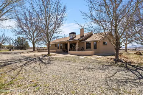 Exterior - 650 E Rimrock Rd, Paulden, AZ 86334 photo 10 of 26