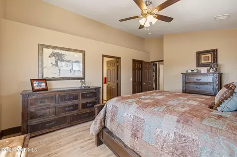 Bedroom - 650 E Rimrock Rd, Paulden, AZ 86334 photo 2 of 4