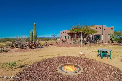 48424 N 520th Ave, Aguila, AZ 85320